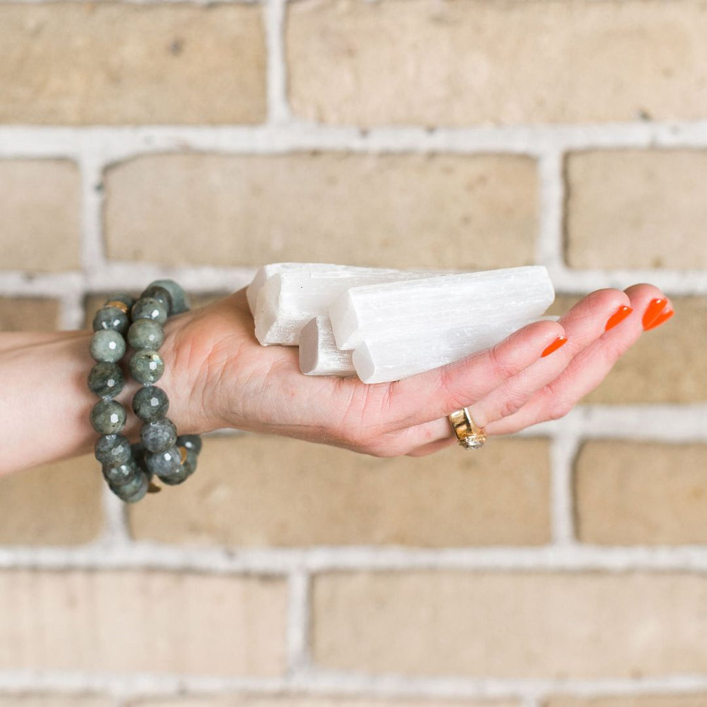 Selenite Benefits | How to Use the Selenite Crystal